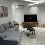 Beehouse Apartment *