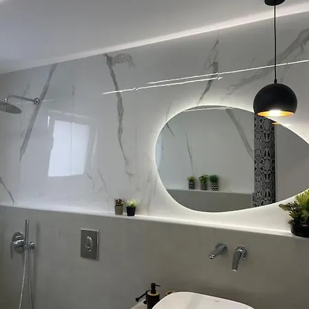 Beehouse Apartman Kalithiész