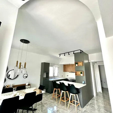 Beehouse Apartment