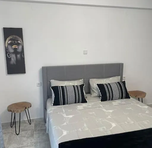 Beehouse Apartman Kalithiész