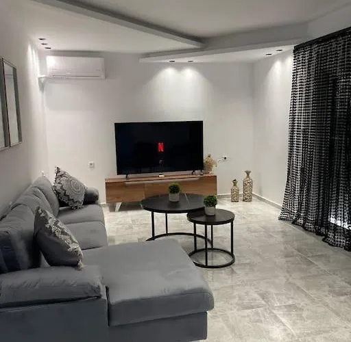 Beehouse Apartman Kalithiész