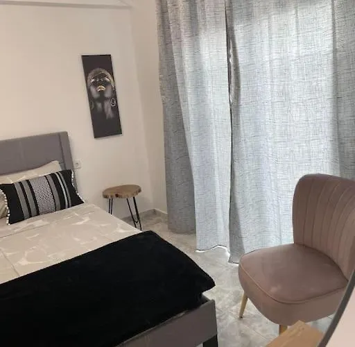 Beehouse Apartman Kalithiész